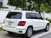 Bán Mercedes GLK300 năm sản xuất 2010, màu trắng, giá chỉ 545 triệu