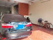 Cần bán xe Toyota Camry 2.5Q đời 2016, màu đen giá cạnh tranh