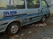 Cần bán gấp Toyota Hiace sản xuất năm 2002, xe nhập