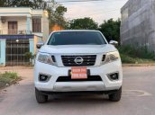 Cần bán Nissan Navara E 2.5 4x2 MT sản xuất năm 2016, màu trắng giá cạnh tranh