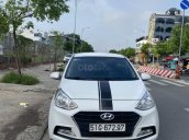 Cần bán gấp Hyundai Grand i10, năm sản xuất 2018 màu trắng sơn zin