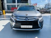 Bán xe Mitsubishi Outlander sản xuất 2018, biển TP, xe có trả góp, xe cực mới bao test