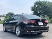 Siêu phẩm Toyota Camry sx 2019, mỗi năm đi chưa đến 10000km, cực giữ gìn