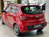 Bán xe Hyundai Grand i10 AT Hatchback, giảm giá tiền mặt 23 triệu, xe có sẵn chỉ 130tr nhận xe + 13 món phụ kiện