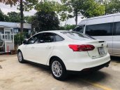 Bán Ford Focus Titanium 2016, màu trắng