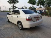 Cần bán Toyota Vios 2011, màu trắng số sàn