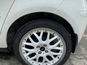 Cần bán lại xe Toyota Yaris năm 2012, màu trắng giá cạnh tranh