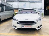 Bán Ford Focus Titanium 2016, màu trắng