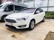 Bán Ford Focus Titanium 2016, màu trắng