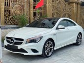 Cần bán xe Mercedes CLA 200 năm sản xuất 2017, màu trắng