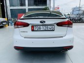 Bán xe Kia Cerato sản xuất năm 2017, xe cực đẹp, odo chuẩn, bao test hãng, có trả góp