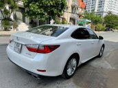 Lexus ES 250 2016, xe còn rất mới, giá rẻ