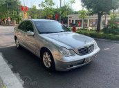 Cần bán xe Mercedes đời 2003 giá cạnh tranh