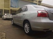 Cần bán xe Toyota Vios sản xuất 2012, màu bạc còn mới