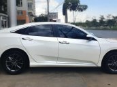 Bán Honda Civic 2021 nhập khẩu, khuyến mãi cực khủng, xe có sẵn giao ngay