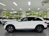 Mercedes GLC 200 4Matic 2021 - khuyến mãi hấp dẫn - giao xe ngay đủ màu