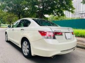 Bán Honda Accord năm 2012, màu trắng, nhập khẩu