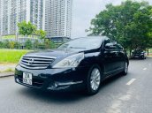 Cần bán gấp Nissan Teana 2.0 AT  sản xuất 2010, màu đen, xe nhập