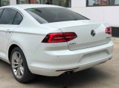 Bán xe Volkswagen Passat BlueMotion đời 2018, màu trắng như mới