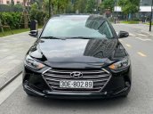 Cần bán gấp  Hyundai Elantra sản xuất năm 2017, giá tốt bản tự động, xe chủ đời đầu