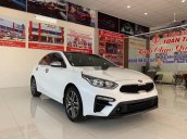 Bán Kia Cerato sản xuất 2019, màu trắng số sàn