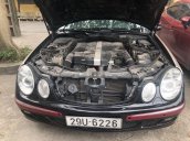 Cần bán gấp Mercedes E240 2003, hai màu, 240 triệu