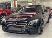 Cần bán gấp Mercedes E300 năm sản xuất 2019, màu đen