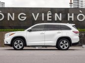 Cần bán gấp Toyota Hilander 3.5Limited, sản xuất 2015, gía bán 1tỷ 990 tr