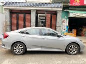 Cần ra đi em nó - Honda Civic đời 2019, màu bạc