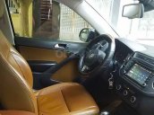 Bán Volkswagen Tiguan 2.0 AT năm sản xuất 2012, màu đen, nhập khẩu giá cạnh tranh