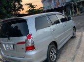 Xe Toyota Innova đời 2014, màu bạc, nhập khẩu chính chủ