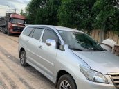 Xe Toyota Innova đời 2014, màu bạc, nhập khẩu chính chủ