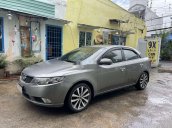 Bán Kia Forte năm 2010, màu xám xe gia đình, giá tốt