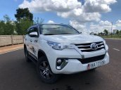 Bán Toyota Fortuner sản xuất 2019, màu trắng, giá tốt