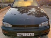 Cần bán xe Toyota Camry sản xuất năm 1992, xe nhập còn mới giá cạnh tranh