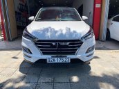 Bán xe Hyundai Tucson 2019, màu trắng, 820tr