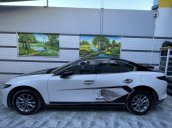 Cần bán lại xe Mazda 3 sản xuất 2020, nhập khẩu còn mới
