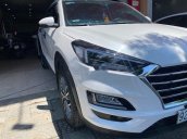 Bán xe Hyundai Tucson 2019, màu trắng, 820tr