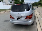 Cần bán xe Ssangyong Stavic MT đời 2008, màu bạc, nhập khẩu còn mới, giá tốt