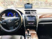 Bán Toyota Camry 2.5Q năm sản xuất 2016, màu đen