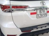 Cần bán Toyota Fortuner sản xuất 2020, màu trắng còn mới