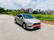 Bán Hyundai Accent đời 2018, màu vàng cát