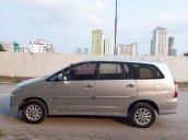 Bán Toyota Innova sản xuất năm 2014, màu bạc giá cạnh tranh