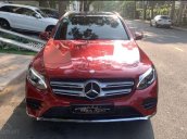 Cần bán gấp Mercedes GLC 300 2016, màu đỏ, giá tốt