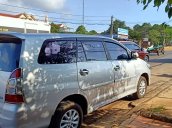 Cần bán lại xe Toyota Innova đời 2013, giá cạnh tranh