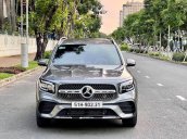 Bán Mercedes GLB 200 năm 2020, màu xám, giá tốt nhất, xe đẹp lung linh