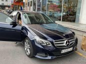 Cần bán xe Mercedes E200 Edition sản xuất năm 2016, màu đen