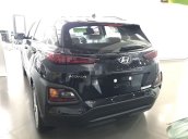 Bán Hyundai Kona đời 2021, màu đen, giá 636tr