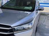 Bán Toyota Innova năm sản xuất 2017, màu xám còn mới