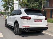 Xe Porsche Cayenne năm sản xuất 2016, nhập khẩu còn mới